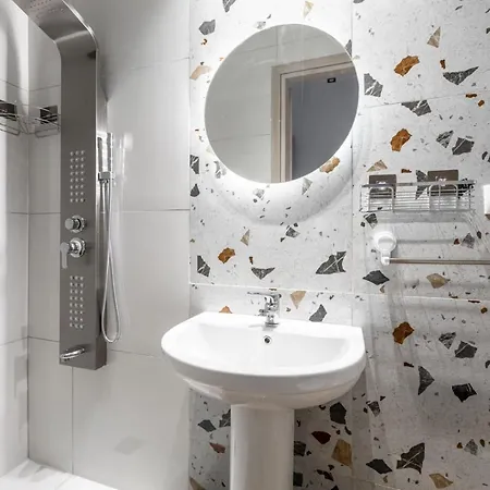 Athenais By Olympus Pantheon Gasthuis Litóchoron