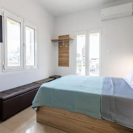 Athenais By Olympus Pantheon Gasthuis