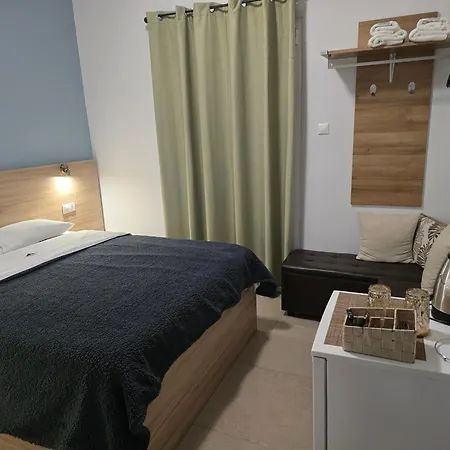 Athenais By Olympus Pantheon Litóchoron