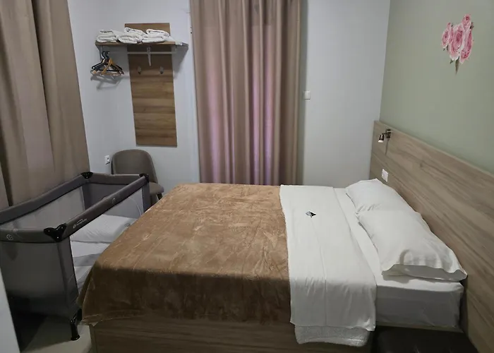 בית הארחה Athenais By Olympus Pantheon